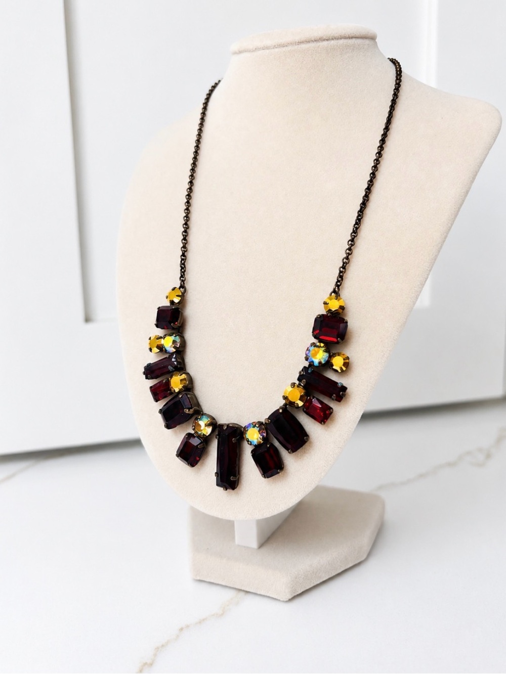 Sorrelli Burgundy Crystal Statement Necklace Adjustable Chain AB Rhinestones